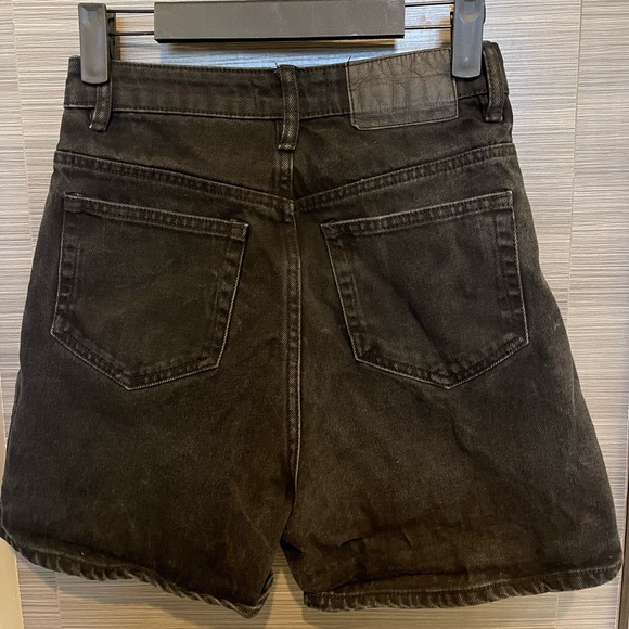 ZARA ACID WASH MOM SHORTS - Picture 1 of 4